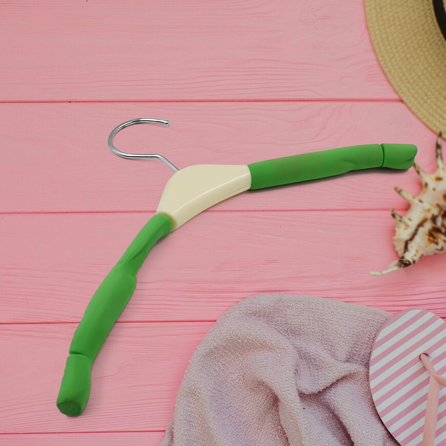 Solid Sponge Non-Slip Clothes Hanger – No-Trace Design for Men, Women, and Kids (1 Pc / Mix Color)