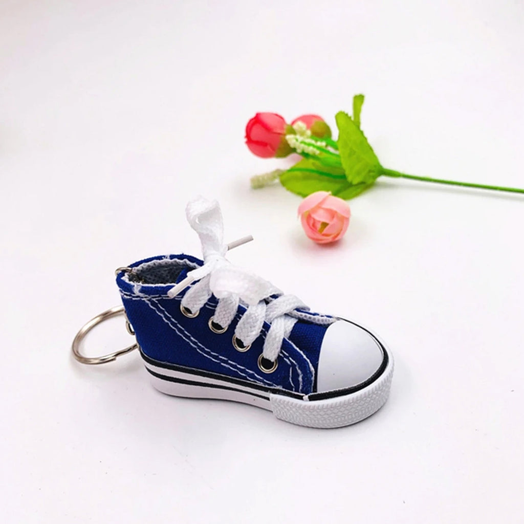Mini Shoes Keychain – Stylish Converse-Style Toy Key Ring for Bags, Gifts & Party Favors (1 Pc)