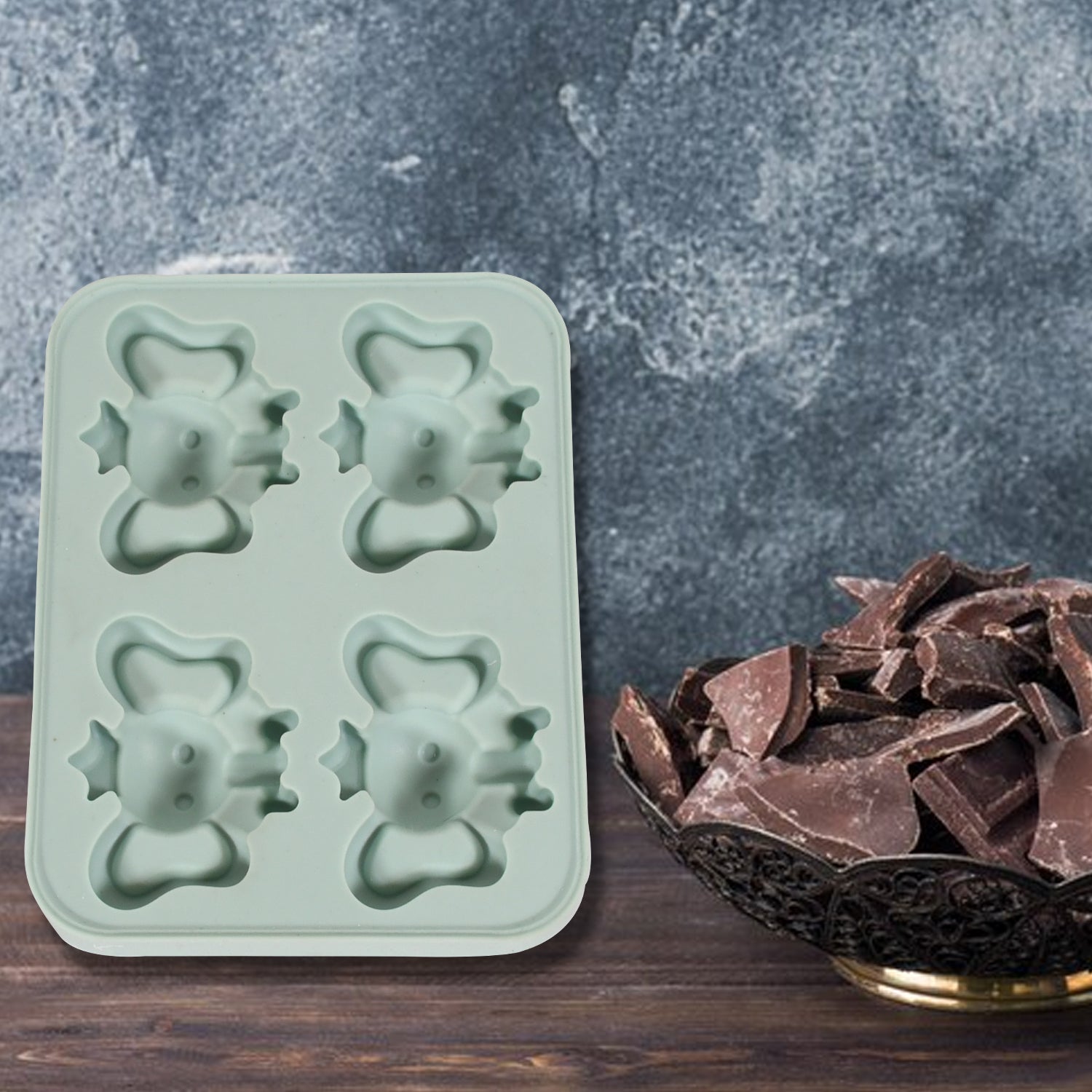 Silicone Cartoon Shape 4-Grid Ice Cube Tray – Flexible Food-Grade Mould for Ice, Candy & Chocolate (1 Pc)
