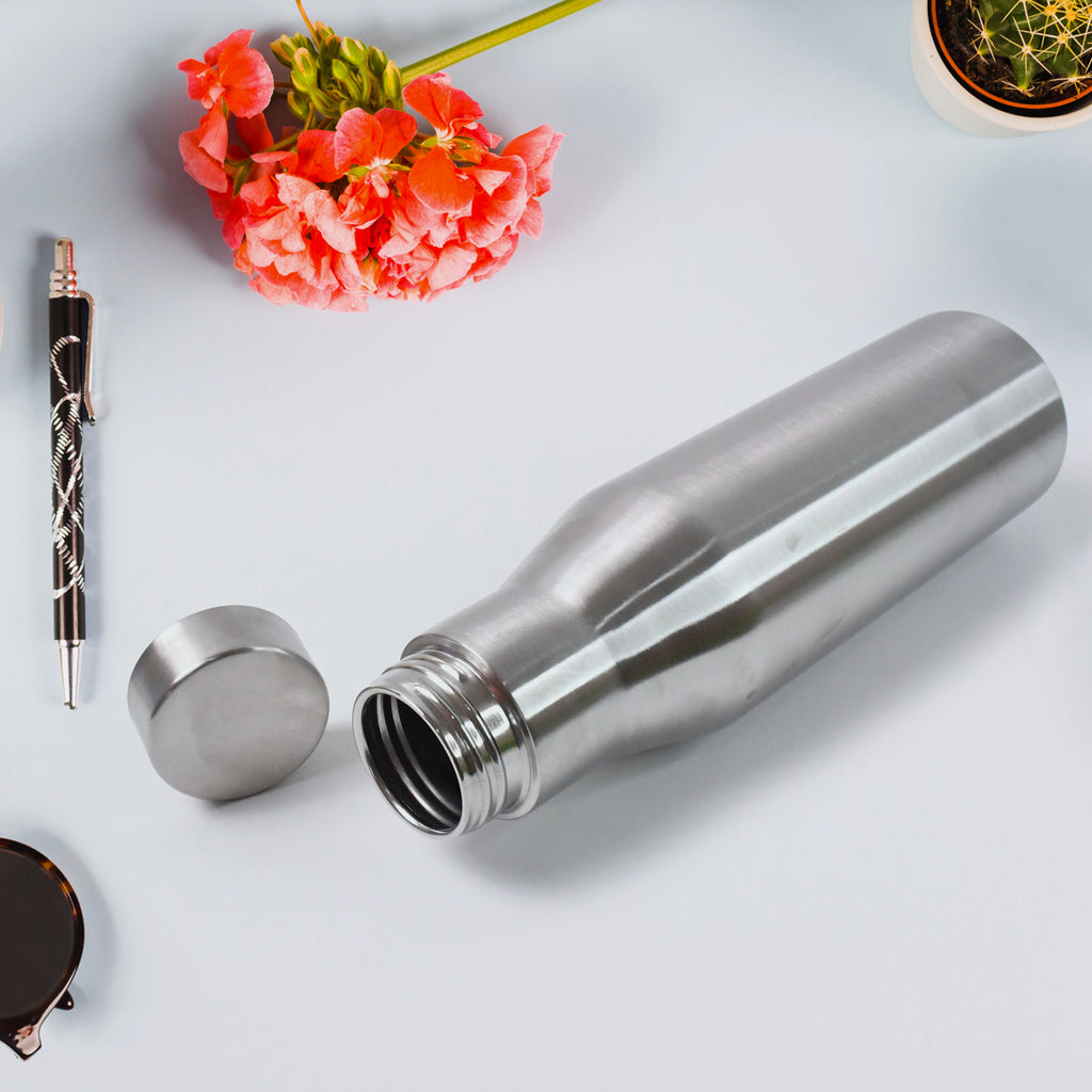 Insulated Stainless Steel Water Bottle – Keep Drinks Hot or Cold (1000 ml)