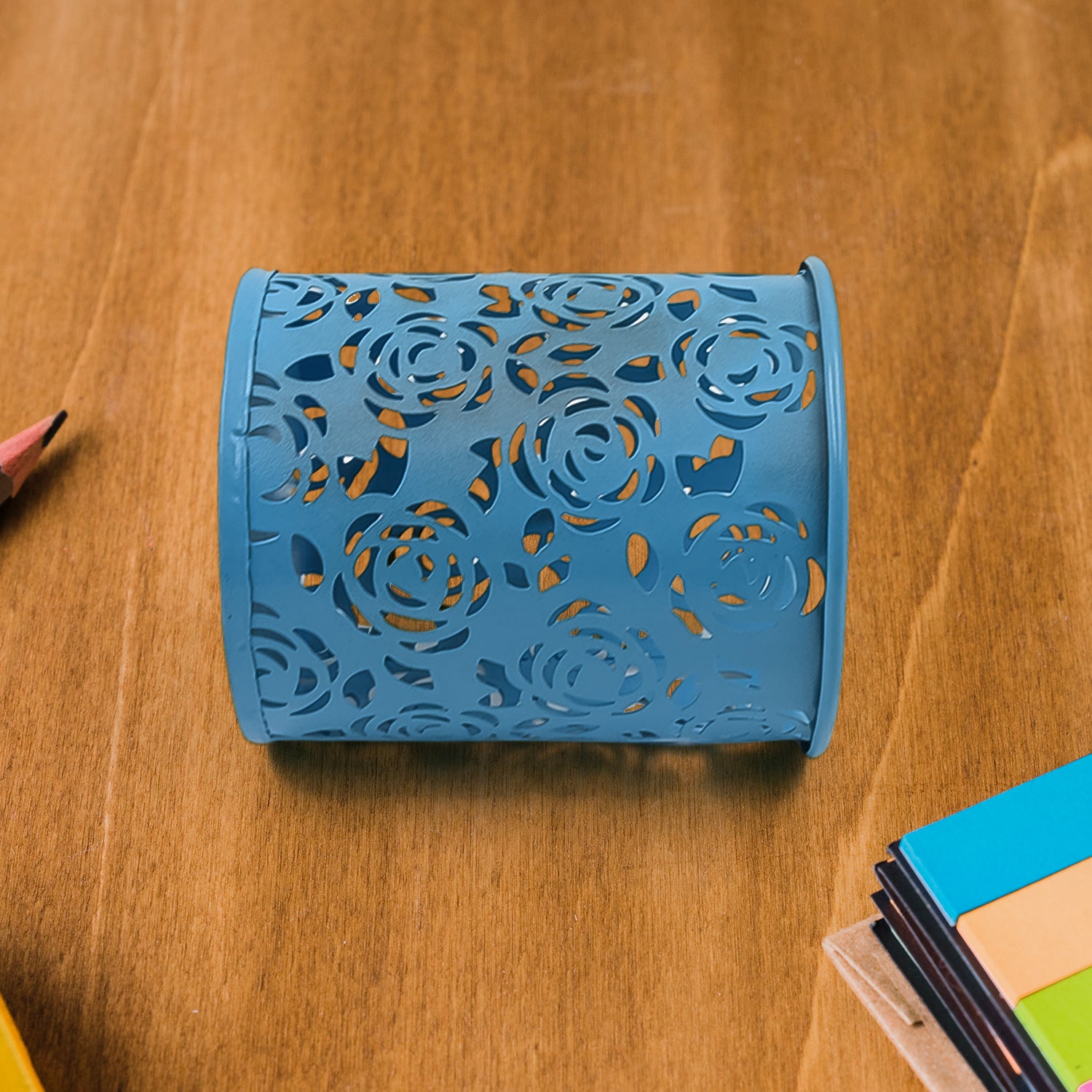 Metal Mesh Pen Stand – Desk Organizer & Pencil Holder (1 Pc)