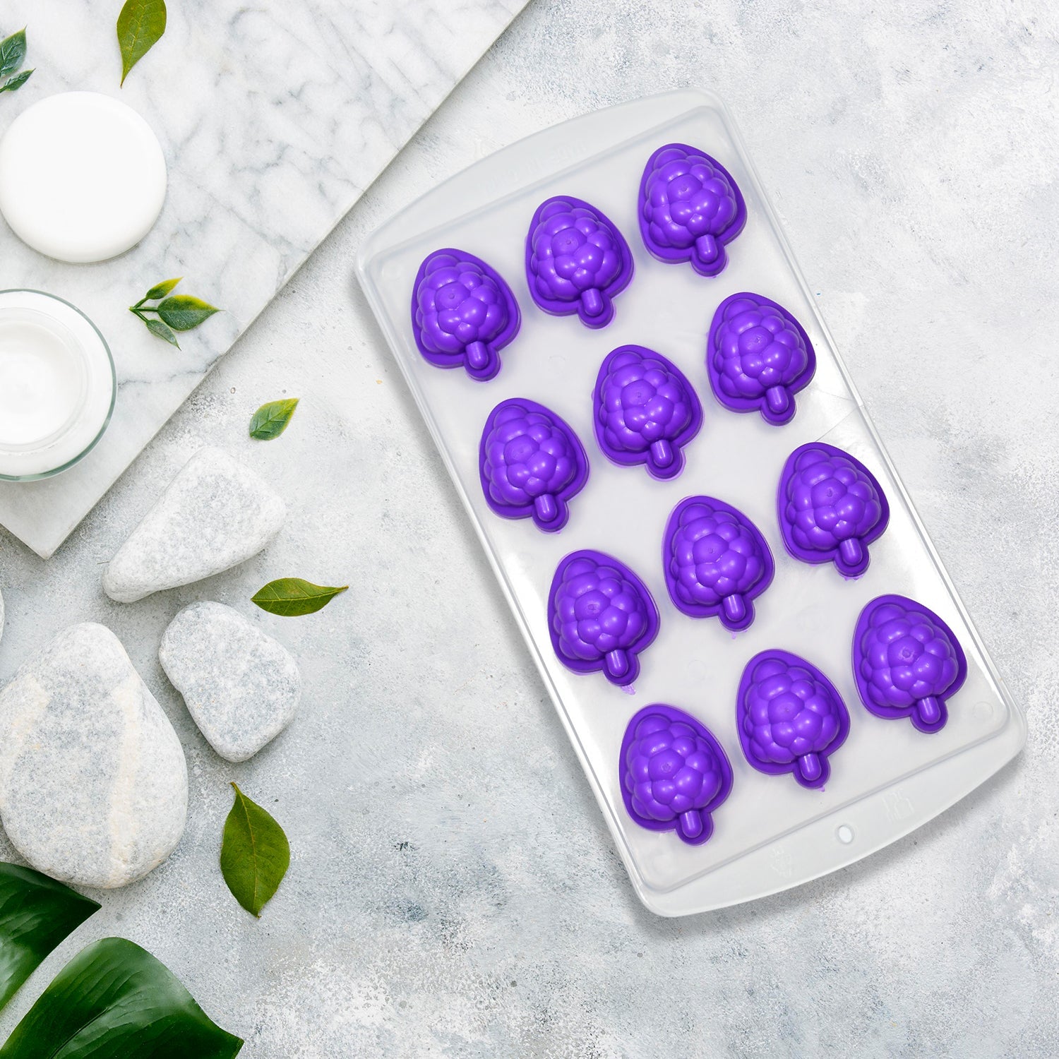 Silicone Fruit-Shaped Ice Cube Tray – Multi-Type Silicone Mold for Ice, Cake & Dessert Decoration (1 Pc) (Copy)