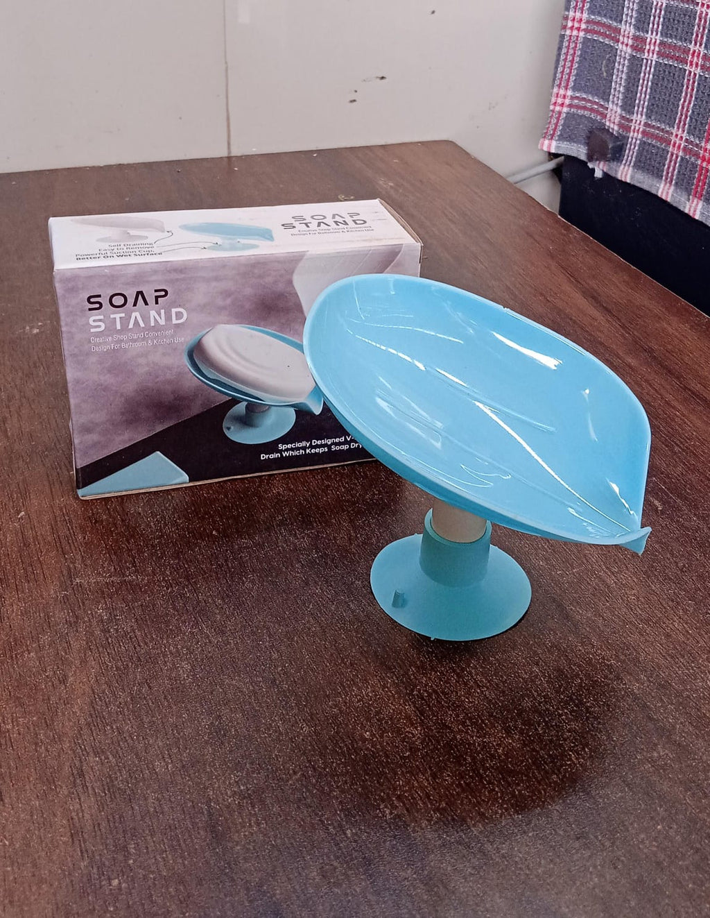 Self-Draining Soap Holder Stand with Suction Cup – No-Drill Soap Dish for Bathroom & Kitchen