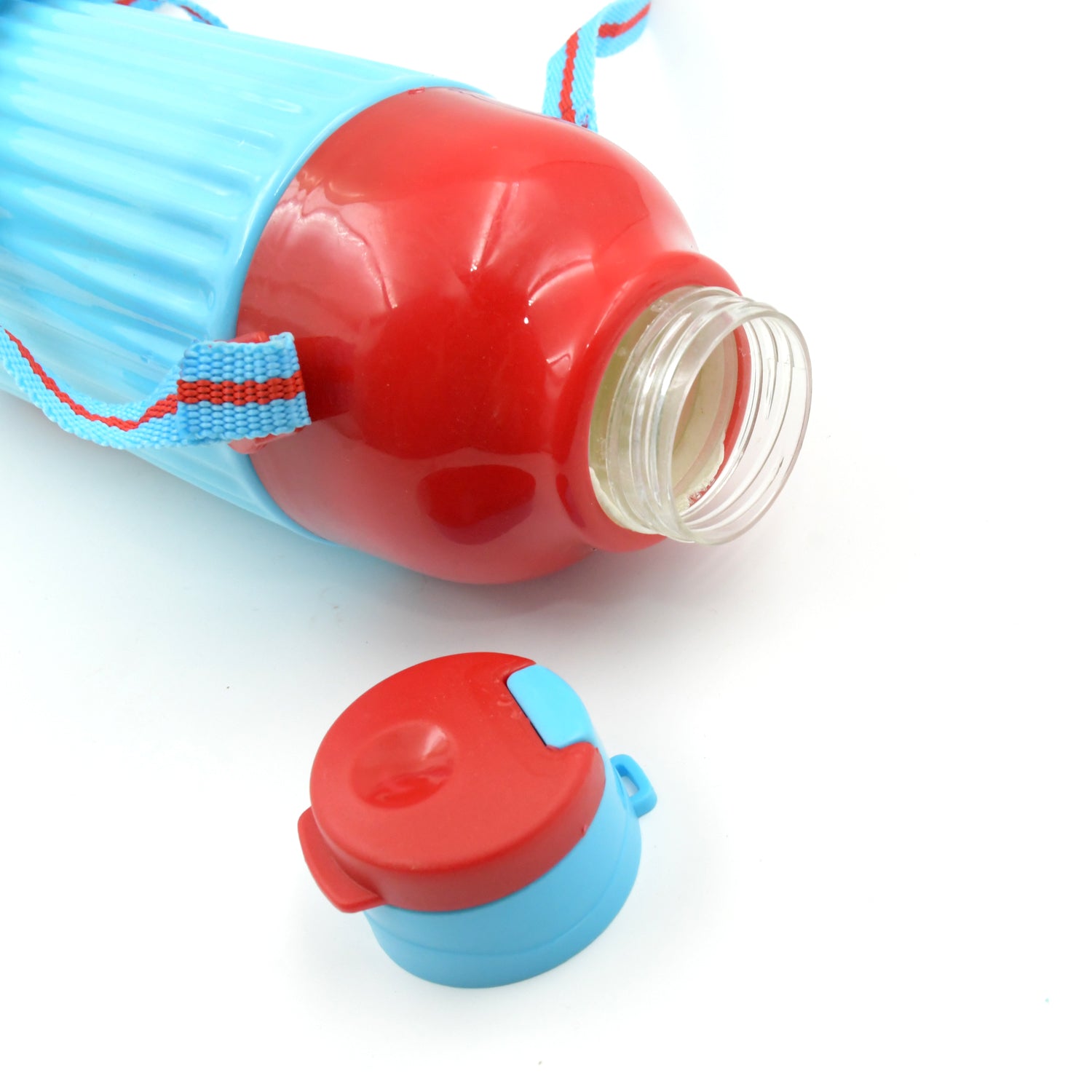 500 ML Sports Water Bottle with Strap – BPA-Free & Leakproof for School & Gym