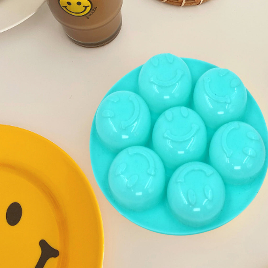 cavity Smiley Shape Chocolate Mold Tray Cake Baking Mold Flexible Silicone Chocolate Making Tool