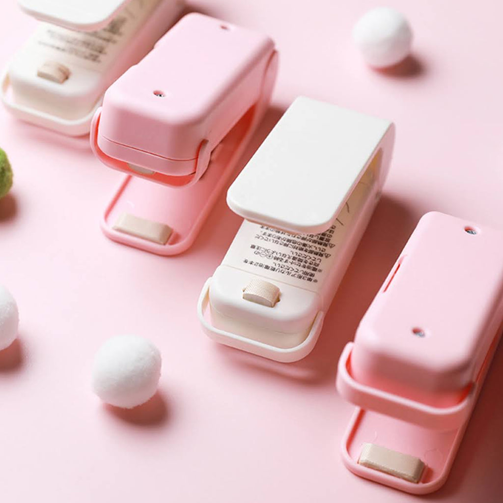 Mini Sealing Machine Plastic Bag Sealer – Portable Mini Super Seal Packing Plastic Bag Tool Handheld Heat Sealing Machine (1pc)