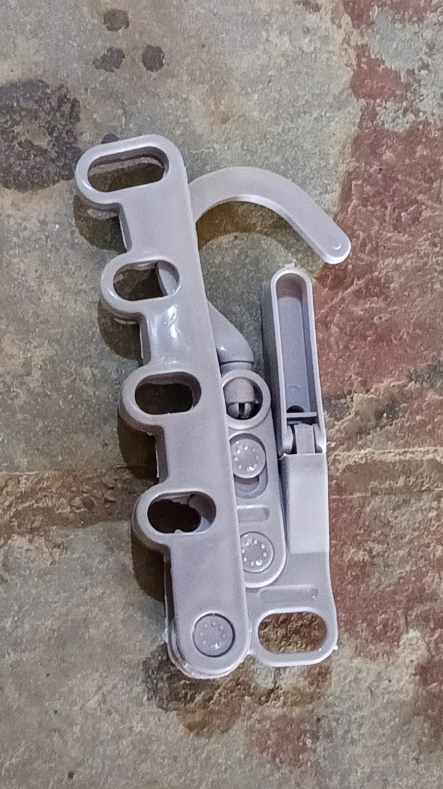 5 Holes Foldable Clothes Hanger – Travel-Friendly, Space-Saving Multifunctional Rack (1 Pc)